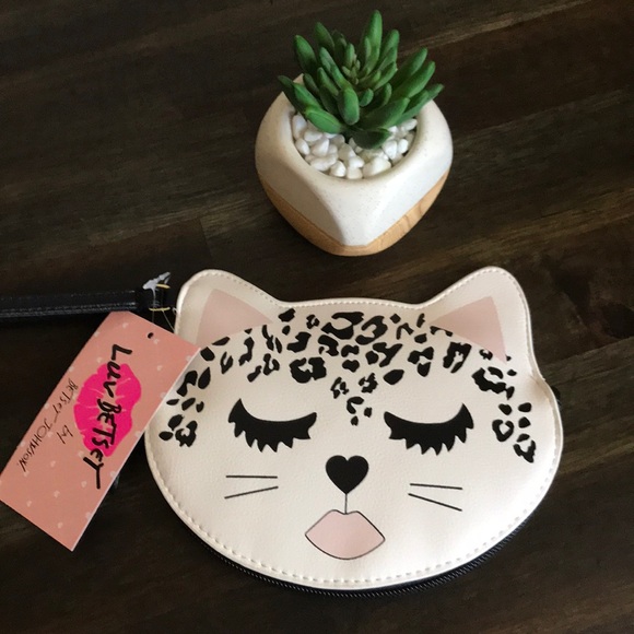 NWT! Betsey Johnson leopard kitty 🐱 cat wristlet - Picture 1 of 6